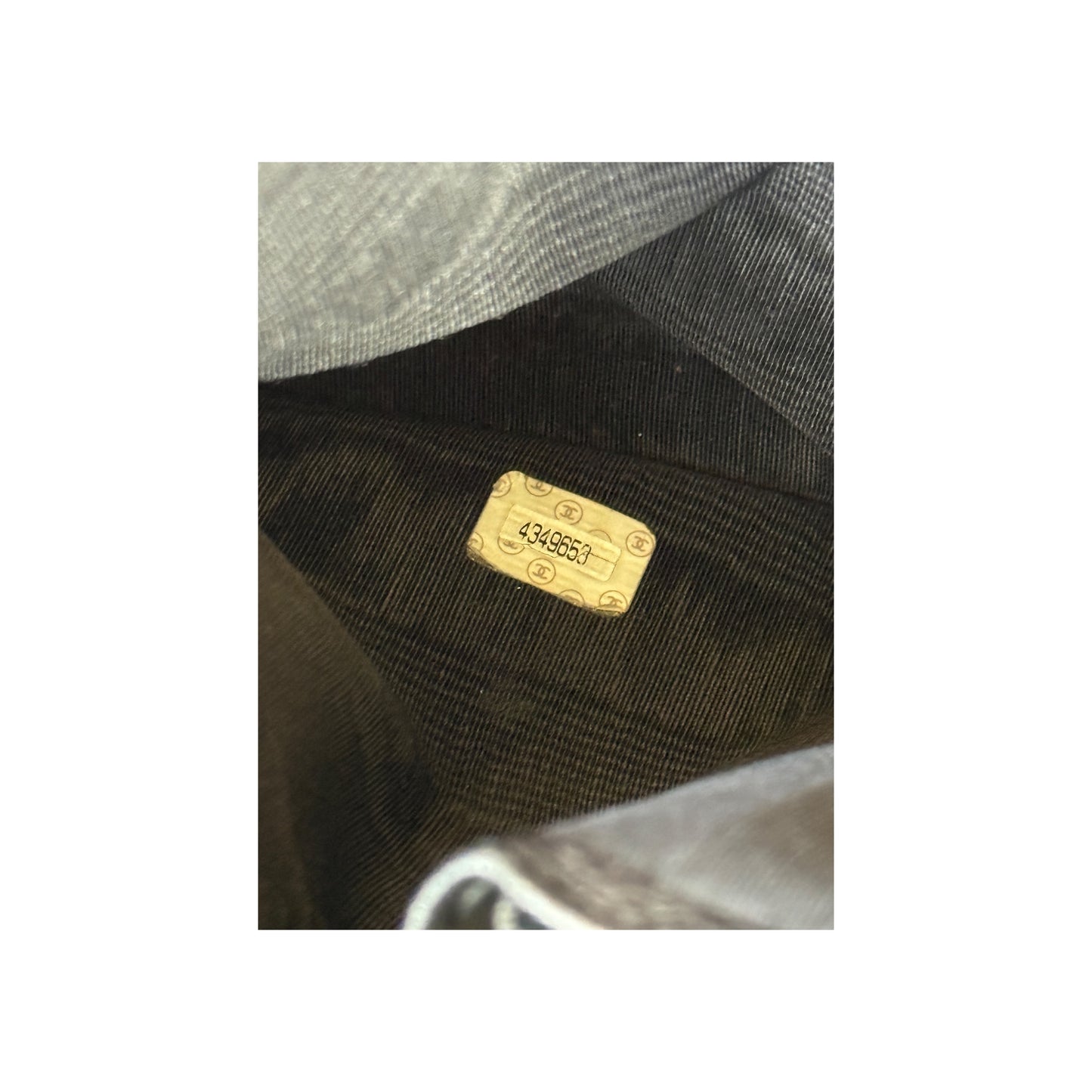 Chanel Bi-fold Long Wallet Caviar skin