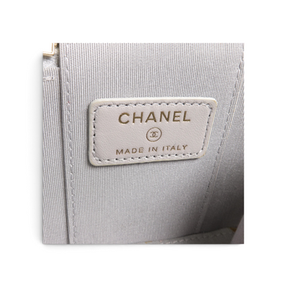 Chanel Mini Vanity Cuir d’agneau Gris claire — vue 19