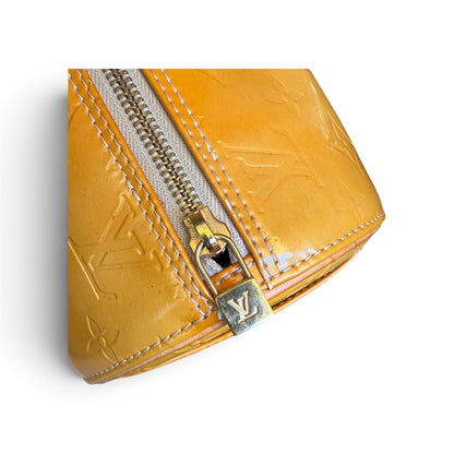 Louis Vuitton Bedford Monogram Vernis Jaune — vue 10